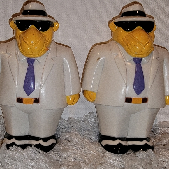 Camel Other - Iconic Vintage Smokin' Joe The Cool Camel Salt Shakers - Unused - Good Condition